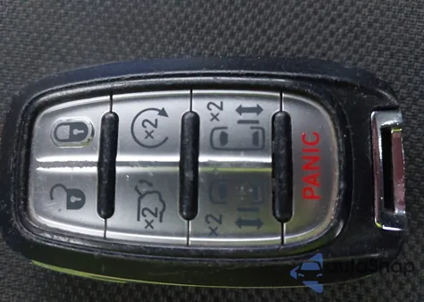 2017 Chrysler Pacifica Limited из США, поврежденный, VIN 2C4RC1GG7HR544729